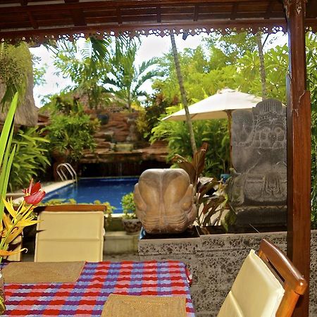 Aahh Bali Bed And Breakfast Jimbaran Exterior foto